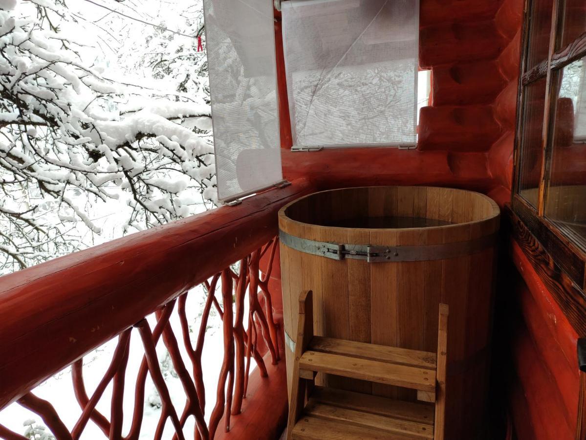 Дерев'Яний Котедж "Казка" Yaremtche Extérieur photo