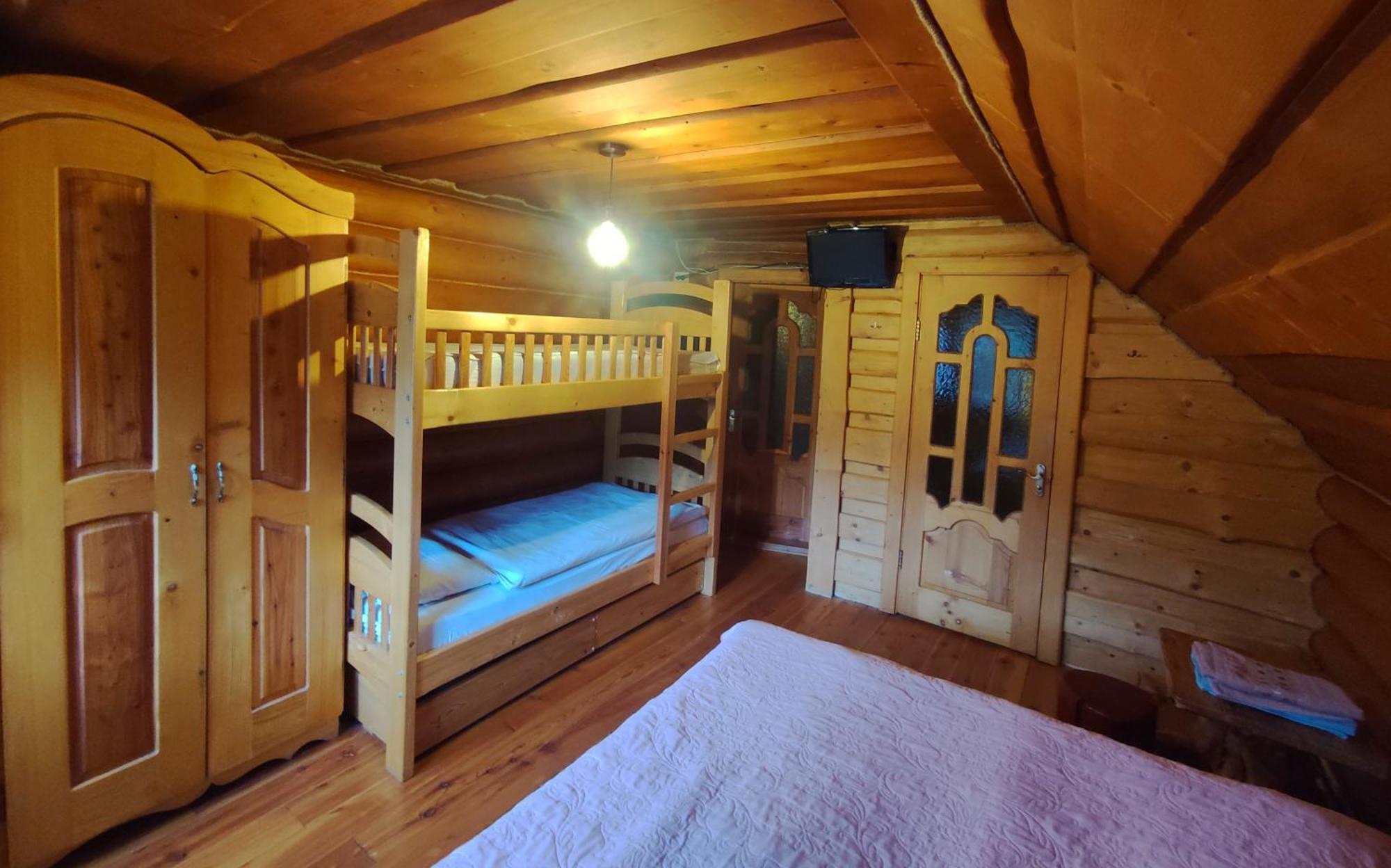 Дерев'Яний Котедж "Казка" Yaremtche Extérieur photo
